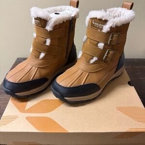 Koolaburra by Ugg Brown and Black insulated winter boots